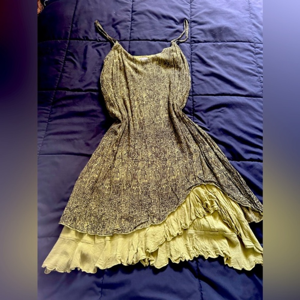 Abstract dress hi lo